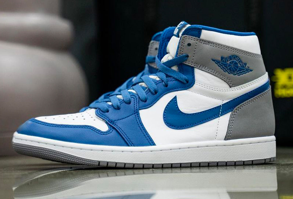 Air-Jordan-1-True-Blue-1