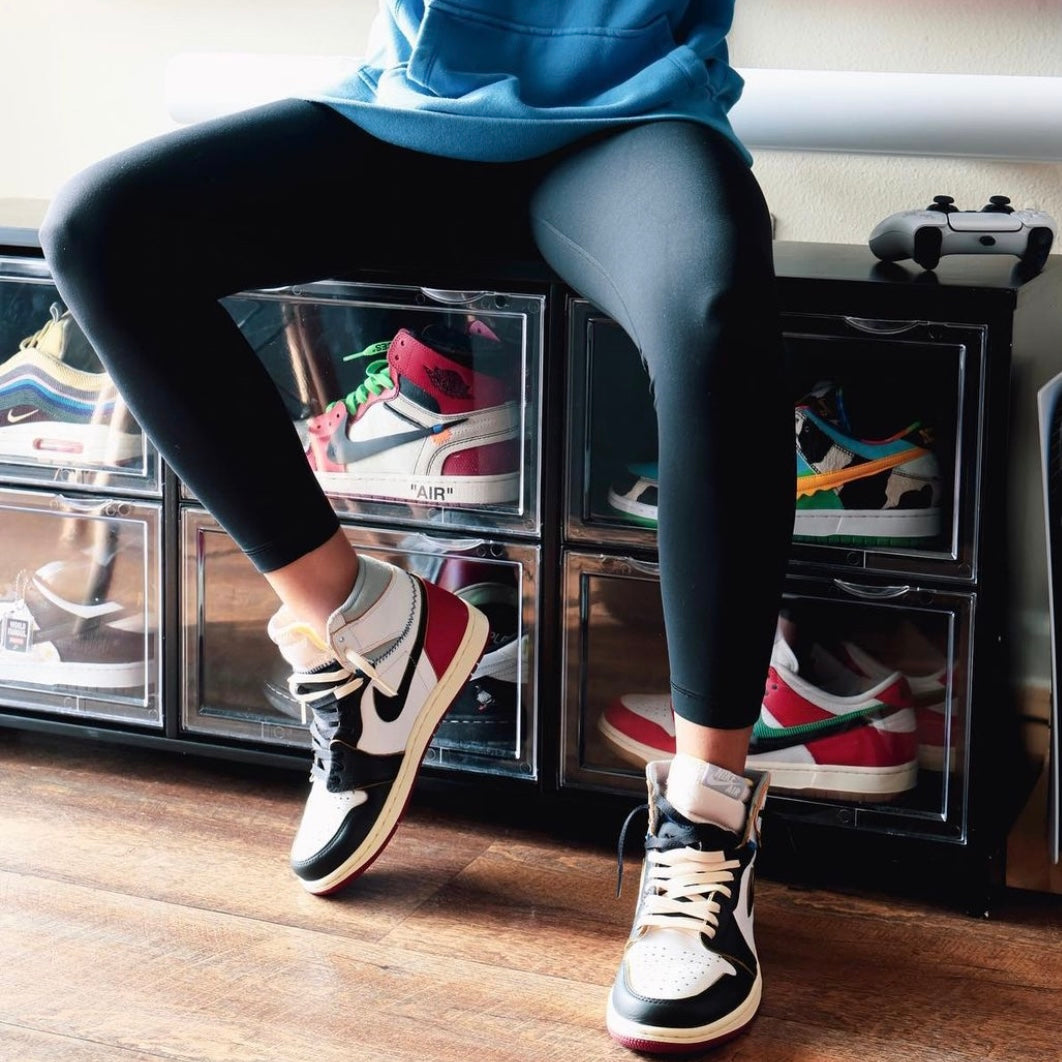 Sneaker Bench