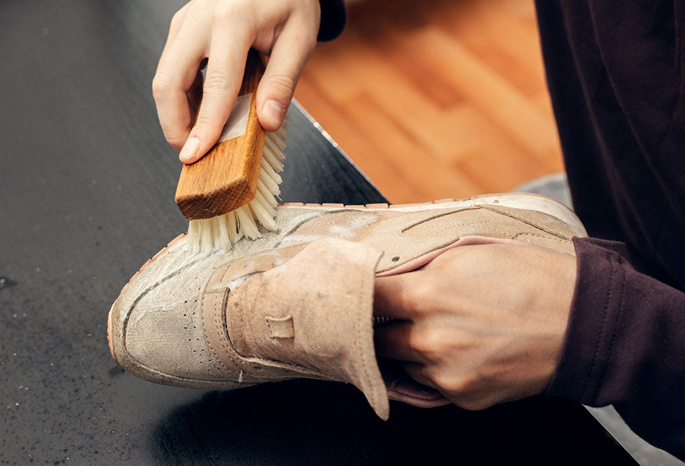 5 Tips For Keeping Your Sneakers Clean